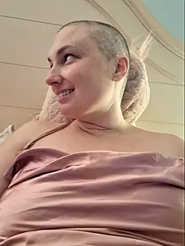 MilfyMrsRobinson online show from 05.03.26