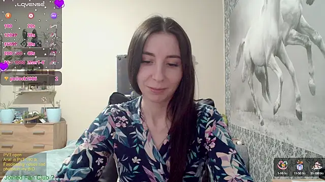 Snapshot of Wowpornoo chatting on 01.11.25 Wowpornoo online show from 01.11.25