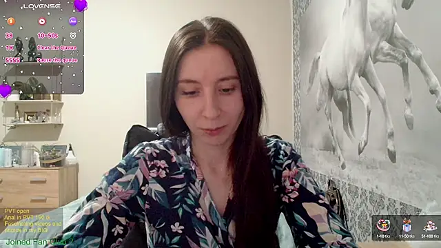 Snapshot of Wowpornoo chatting on 02.01.25 Wowpornoo online show from 02.01.25