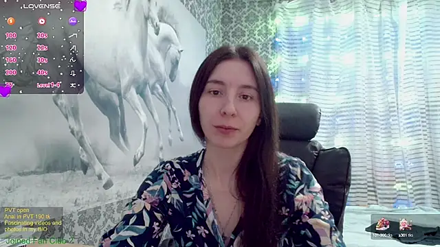 Snapshot of Wowpornoo chatting on 02.07.25 Wowpornoo online show from 02.07.25