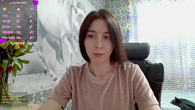 Snapshot of Wowpornoo chatting on 02.16.25 Wowpornoo online show from 02.16.25