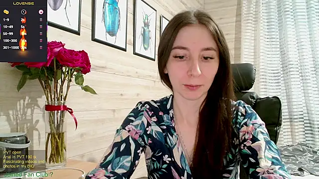 Snapshot of Wowpornoo chatting on 03.14.25 Wowpornoo online show from 03.14.25