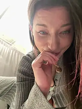 MooonReal online show from 12.15.24