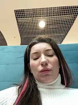 MooonReal online show from 03.06.25