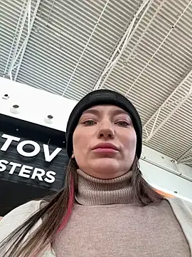 MooonReal online show from 03.14.25