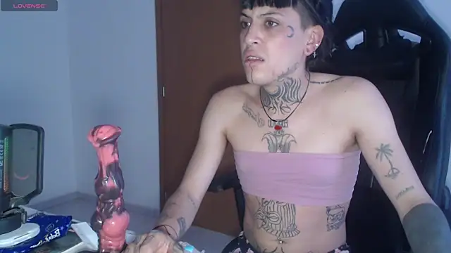 charlotbelucci  online show from 10.08.25