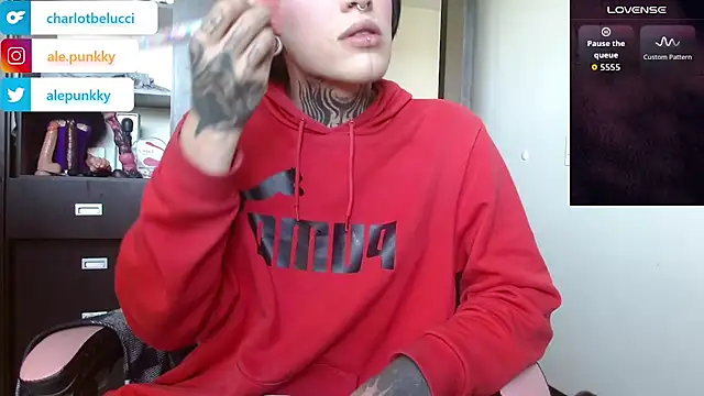 charlotbelucci  online show from 11.19.25