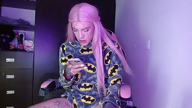 charlotbelucci  online show from 11.20.25