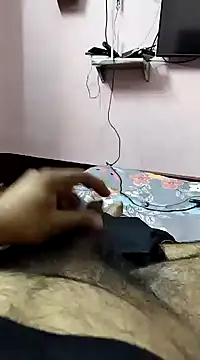 Snapshot of Manboobs178 chatting on 02.18.25 Manboobs178 online show from 02.18.25