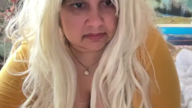 Snapshot of MelanieFawker chatting on 09.10.25 MelanieFawker online show from 09.10.25