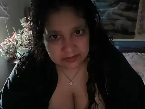 Snapshot of MelanieFawker chatting on 11.16.25 MelanieFawker online show from 11.16.25