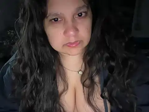 Snapshot of MelanieFawker chatting on 11.18.25 MelanieFawker online show from 11.18.25