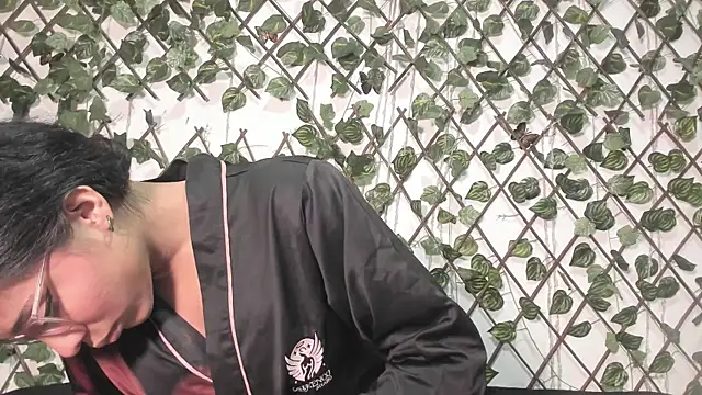 EmilyGomezLS online show from 03.27.26