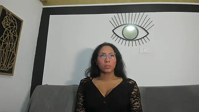 Snapshot of EmilyGomezLS chatting on 06.10.26 EmilyGomezLS online show from 06.10.26