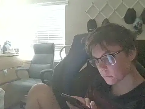 Snapshot of KaliSnow199623 chatting on 12.02.24 KaliSnow199623 online show from 12.02.24