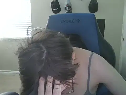 Snapshot of KaliSnow199623 chatting on 02.02.25 KaliSnow199623 online show from 02.02.25