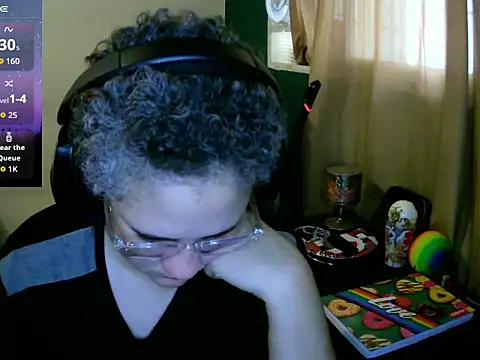 Snapshot of lolalicious_758 chatting on 09.20.25 lolalicious 758 online show from 09.20.25