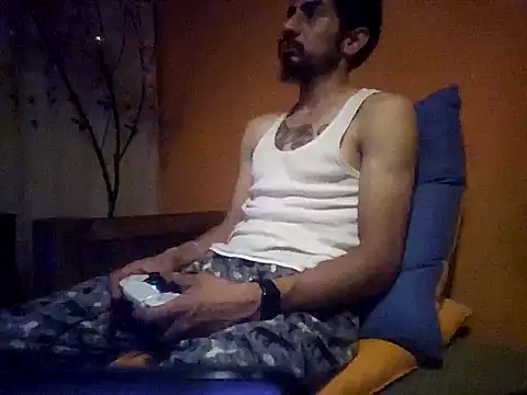 Snapshot of Angel_Coronel chatting on 01.17.25 Angel Coronel online show from 01.17.25