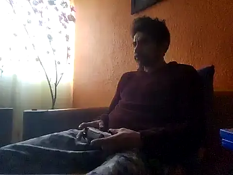 Snapshot of Angel_Coronel chatting on 01.17.25 Angel Coronel online show from 01.17.25