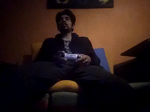 Snapshot of Angel_Coronel chatting on 02.04.25 Angel Coronel online show from 02.04.25
