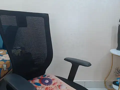 Inviting Aanya online show from 02.03.25