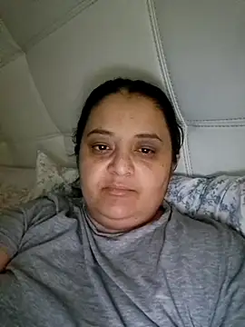 Snapshot of sarahhh1987 chatting on 03.13.26 sarahhh1987 online show from 03.13.26