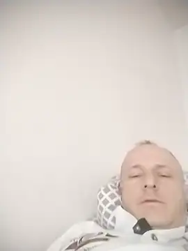 Snapshot of Singlepennis chatting on 03.23.25 Singlepennis online show from 03.23.25