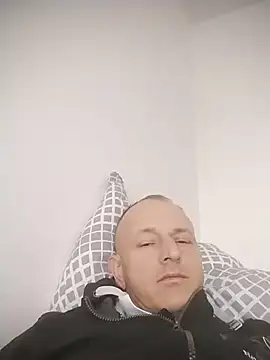 Snapshot of Singlepennis chatting on 03.23.25 Singlepennis online show from 03.23.25