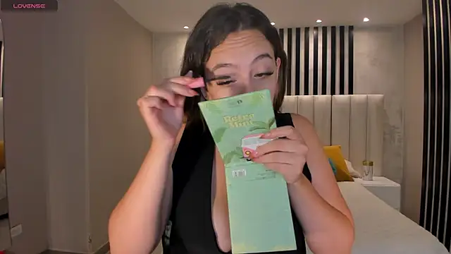 BellaRose X online show from 04.09.26