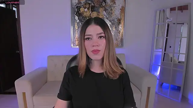 ViolettHansson online show from 03.19.25