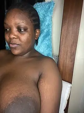 Snapshot of zonroe_the_big chatting on 02.27.25 zonroe the big online show from 02.27.25