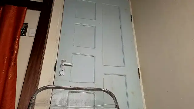 Snapshot of zonroe_the_big chatting on 09.14.25 zonroe the big online show from 09.14.25