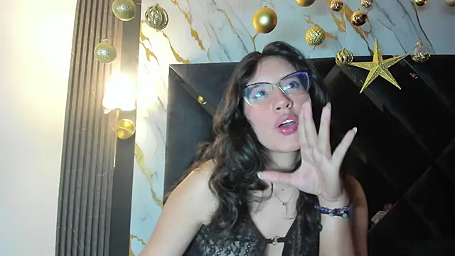 Snapshot of CoralineSanchez chatting on 02.03.26 CoralineSanchez online show from 02.03.26