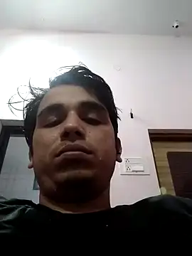 Snapshot of roadtucker123 chatting on 12.21.24 roadtucker123 online show from 12.21.24