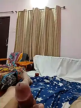 Snapshot of roadtucker123 chatting on 02.13.25 roadtucker123 online show from 02.13.25