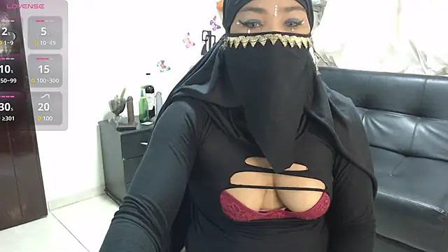 Snapshot of Aaliyah_brown chatting on 01.23.25 Aaliyah brown online show from 01.23.25