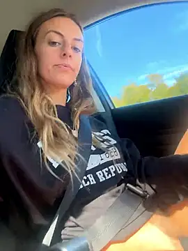 jungleangel online show from 10.18.25