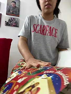 Salome golvert online show from 12.24.24