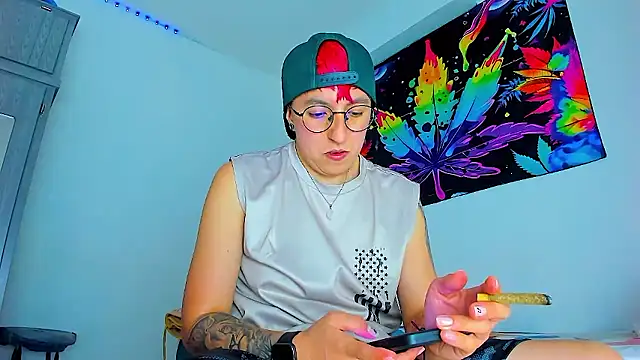 Snapshot of Sexyboy_666 chatting on 01.19.26 Sexyboy 666 online show from 01.19.26