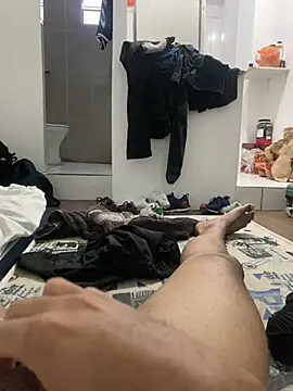 Snapshot of thfrances chatting on 12.20.24 thfrances online show from 12.20.24