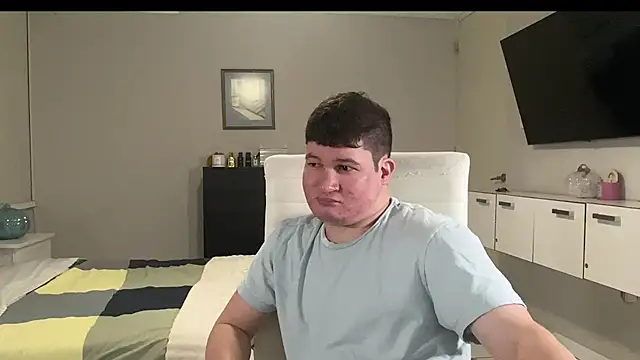 Lorenzo hernandez online show from 11.07.25