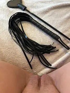 Leanaa Jolly online show from 02.11.25