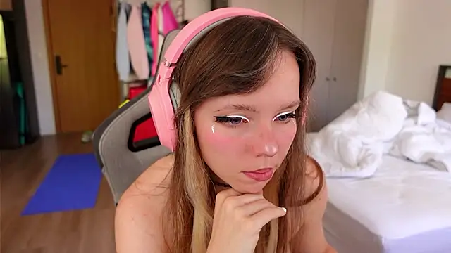 Ayra Lust online show from 02.20.26