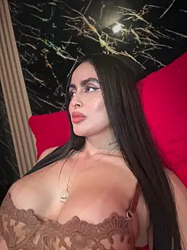 Snapshot of Alexandra_duque chatting on 04.22.26 Alexandra duque online show from 04.22.26