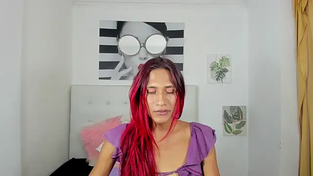 Brisahott online show from 10.30.25