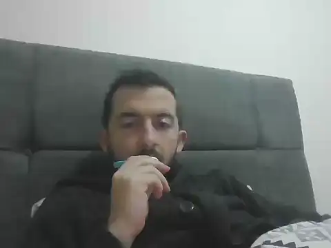 laynufff online show from 12.04.25