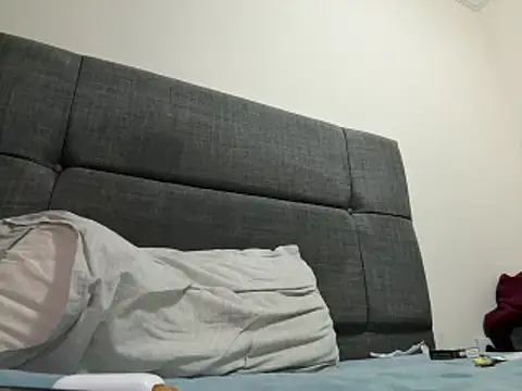 laynufff online show from 03.20.26