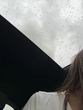 JuicyFruits93 online show from 03.11.26