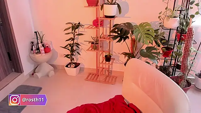 rossth1 online show from 11.08.25