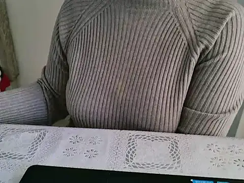 Gracefulgoddess online show from 01.15.25